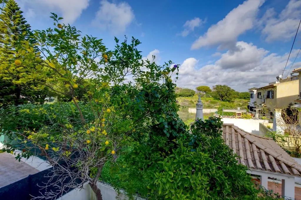 Townhouse In Quarteira Villa Portugal